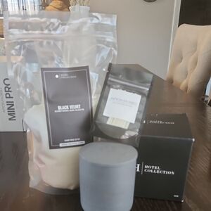 NWT Hotel Collection Black Velvet Sand Wax Candle Set